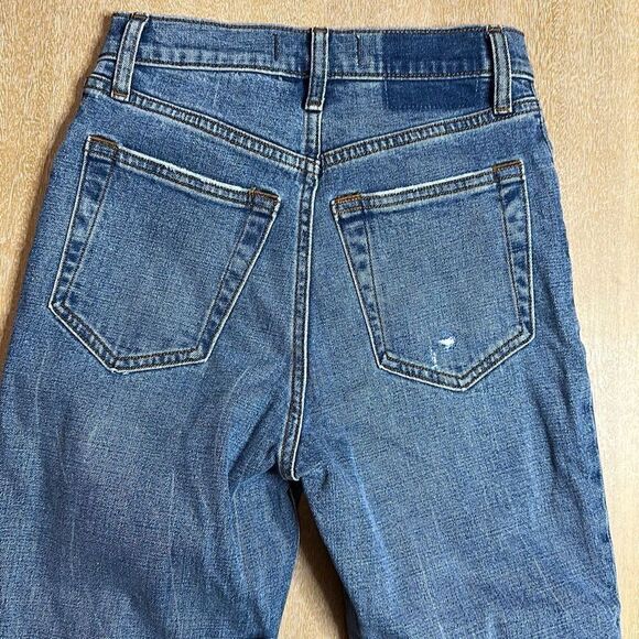 Abercrombie & Fitch The 90s Slim Straight Ultra High Rise Jeans - Picture 11 of 11